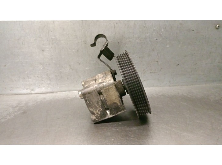 Recambio de bomba servodireccion para volvo v70 ii (285) 2.4 t referencia OEM IAM 8251736 8251736 