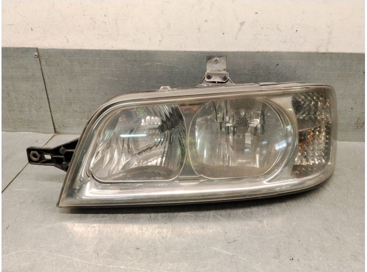Replacement left headlight for Peugeot Boxer van (244) 2.0 HDi OEM IAM reference 1337816080 6208E3 