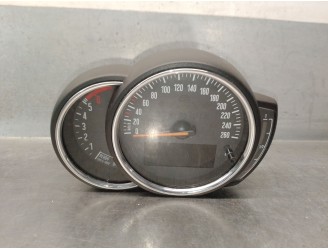 Replacement instrument cluster for Mini Mini Countryman (F60) Cooper D All4 OEM IAM reference 8707225 62108779662 