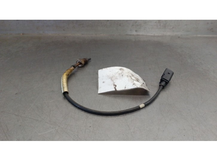 Replacement sensor for Volkswagen Crafter van (SY_, SX_) 2.0 TDi OEM IAM reference 04L906088FS 04L906088FS 