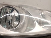 Replacement right headlight for Volkswagen Caddy III van/minivan (2KA, 2KH, 2CA, 2CH) 2.0 SDI OEM IAM reference 2K09410