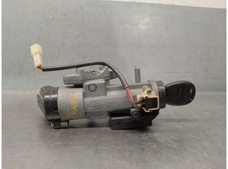 Replacement ignition switch for Daewoo Kalos sedan (KLAS) 1.4 OEM IAM reference 96540559 96261298 