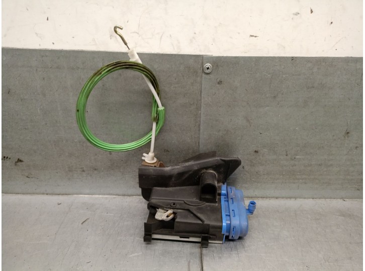 Recambio de cerradura puerta trasera izquierda para audi a3 (8l1) 1.9 tdi referencia OEM IAM 4A0839015D 8D0839015A 