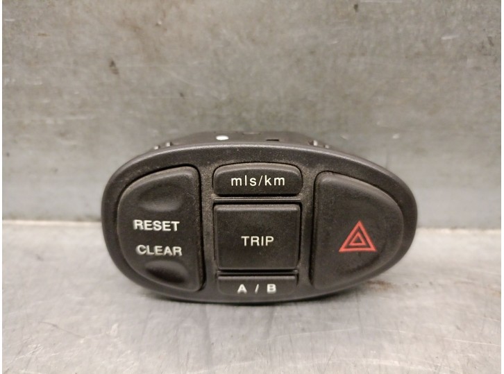 Replacement multifunction control for Jaguar S-Type II (X200) 3.0 V6 OEM IAM reference XR8314K147AC XR82786
