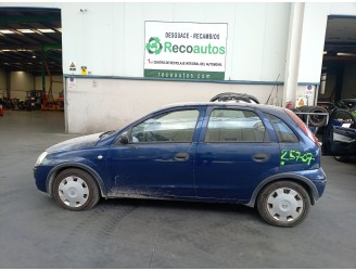 opel corsa c (x01) del año 2004