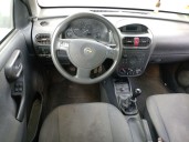 opel corsa c (x01) from the year 2004