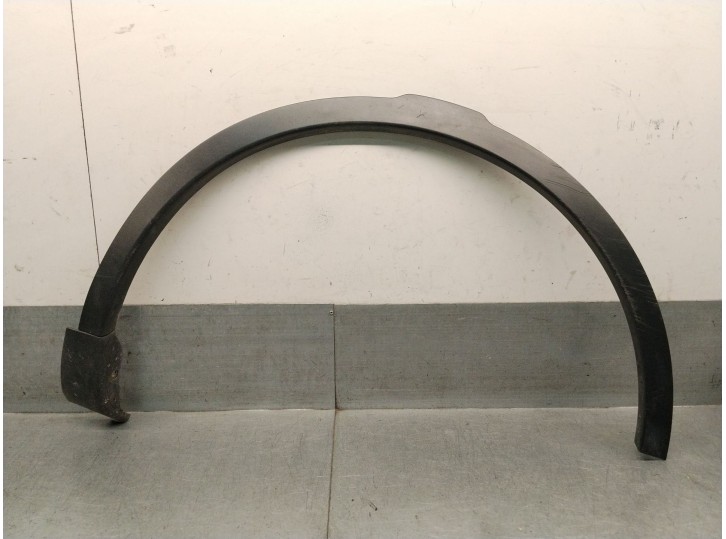 Replacement right front wing for Land Rover Discovery Sport (L550) 2.0 D 4x4 OEM IAM reference FK7216A074BB LR061972