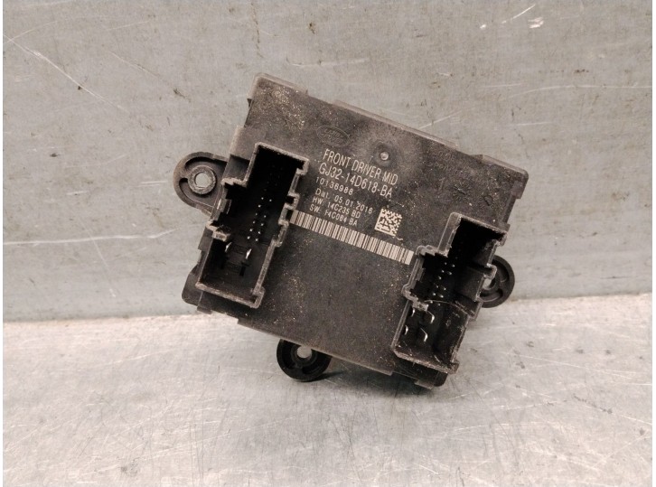 Replacement central locking unit for Land Rover Discovery Sport (L550) 2.0 D 4x4 OEM IAM reference GJ3214D618BA 