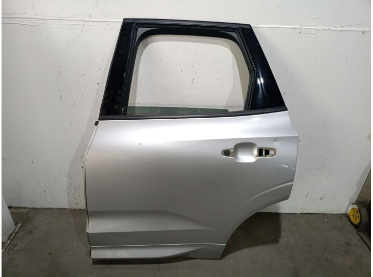 Recambio de puerta trasera izquierda para volvo xc60 ii (246) d5 awd referencia OEM IAM 32399081 32399081 