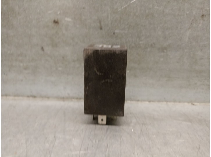Recambio de rele para audi a3 (8l1) 1.9 tdi referencia OEM IAM 4D0907131 4D0907131 