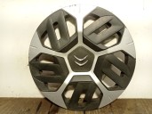 Replacement hubcap for Kia Sportage IV (QL, QLE) 1.6 CRDi OEM IAM reference 9834453780 R18