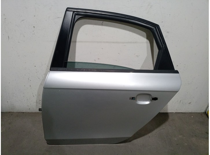 Replacement left rear door for Audi A4 B8 (8K2) 2.7 TDI OEM IAM reference 8K5833051D 8K5833051D