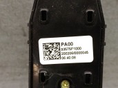 Replacement front right window regulator switch for Kia Sportage IV (QL, QLE) 1.6 CRDi OEM IAM reference 93575F1000 93576F1000
