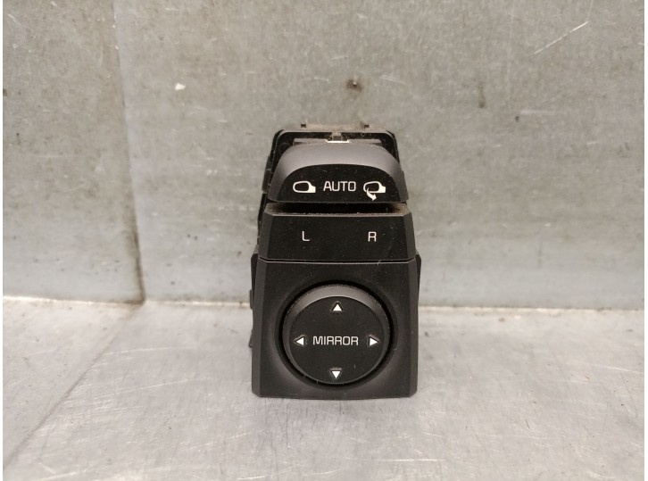 Replacement mirror control switch for Kia Sportage IV (QL, QLE) 1.6 CRDi OEM IAM reference 93530D9000 93530D9000