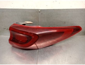 PILOTO TRASERO DERECHO 92402F1500 92402F1500 