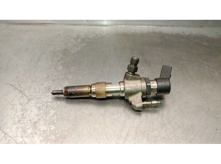Recambio de inyector para ford focus iii 1.6 tdci referencia OEM IAM 9674973080 50274V05