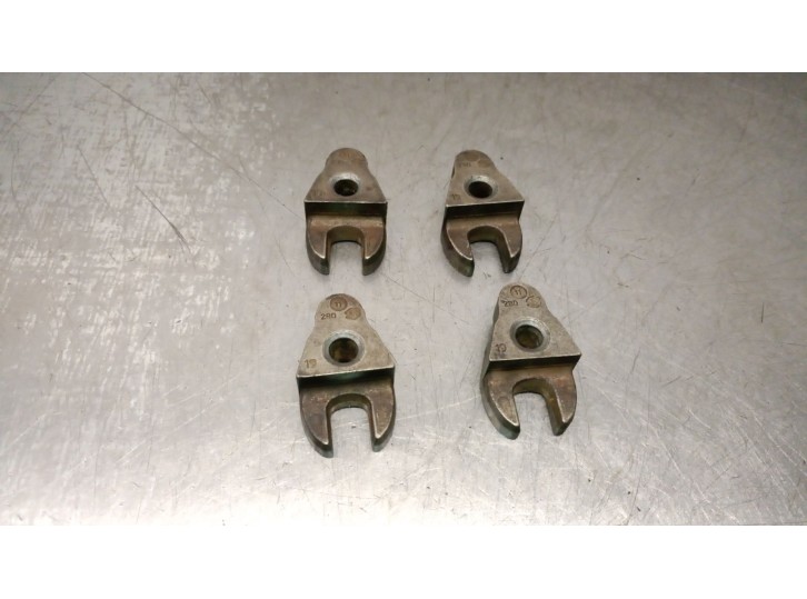 Recambio de inyector para ford focus iii 1.6 tdci referencia OEM IAM AV6Q9L535DA 2429669 