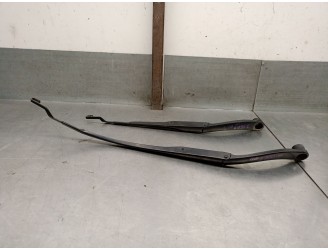 Replacement front right wiper arm for kia sportage iv (ql, qle) 1.6 crdi awd OEM IAM reference 98321D9000 98311D9000 