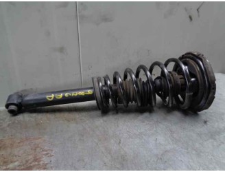 Replacement right front shock absorber for Nissan Primera Hatchback (P11) 2.0 TD OEM IAM reference 2F000561102F00 67088B5C