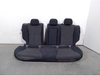 Recambio de asientos traseros para nissan pulsar hatchback (c13) 1.2 dig-t referencia OEM IAM 883003ZM0C 883003ZM0C 