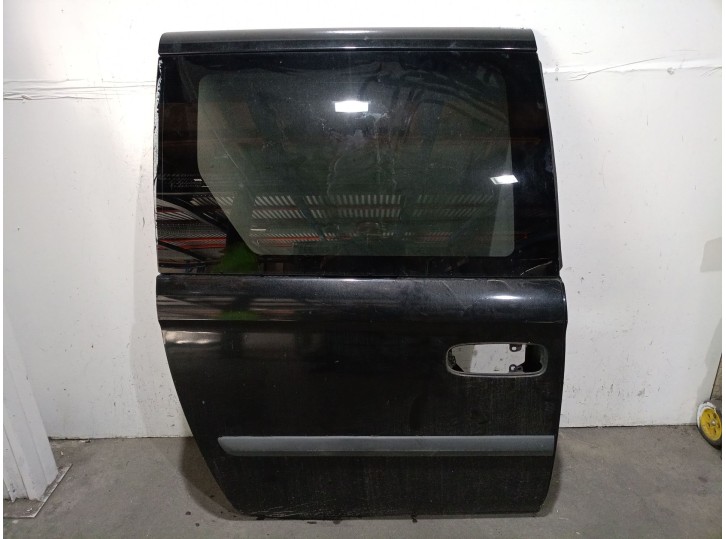 Recambio de puerta trasera derecha para chrysler voyager iv (rg, rs) 2.5 crd referencia OEM IAM 4894480AF 4894480AF 