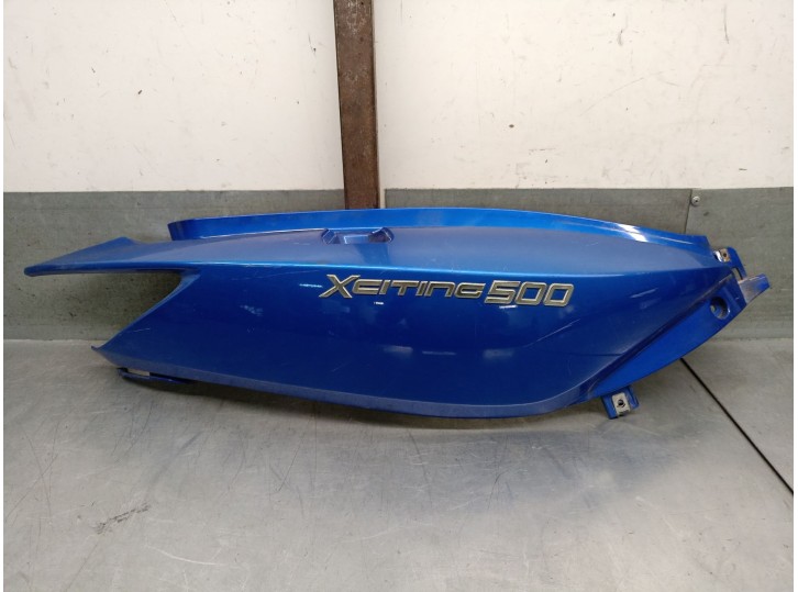 Recambio de embellecedor para kymco xciting xciting 500i r (t7) referencia OEM IAM 83500LBA2E000 83500LBA2E000 