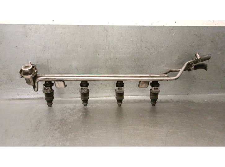 Recambio de rampa inyectora para audi a3 (8l1) 1.8 referencia OEM IAM 06A133317B 06A133317B 