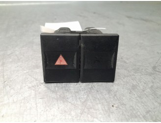 Replacement hazard warning switch for Ford Mondeo III (B5Y) 1.8 16V OEM IAM reference 1S7T13A350BD 1124829 