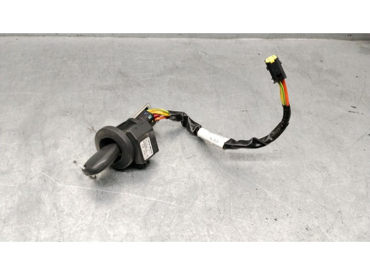 Recambio de conmutador de arranque para dacia sandero (bs_) 1.2 16v referencia OEM IAM 487002447R 487002447R 