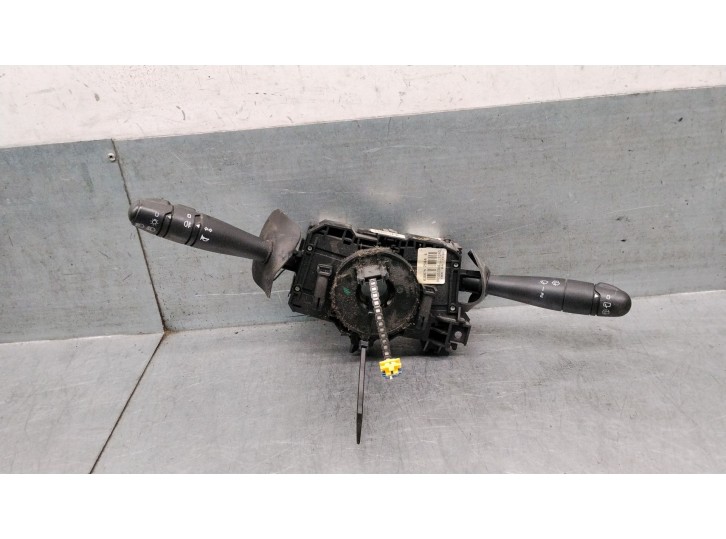 Recambio de mando luces para dacia sandero (bs_) 1.2 16v referencia OEM IAM 8200792584 6001551360 