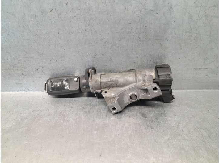 Replacement ignition switch for Seat Ibiza IV (6J5, 6P1) 1.6 OEM IAM reference 6R0905851D 6R0905851D 
