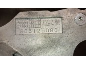 Replacement injection pump bracket for Chrysler Voyager IV (RG, RS) 2.5 CRD OEM IAM reference 90512909G 