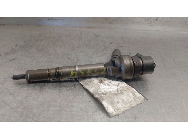 Recambio de inyector para opel astra h (a04) 1.7 cdti (l48) referencia OEM IAM 0445110175 0445110175