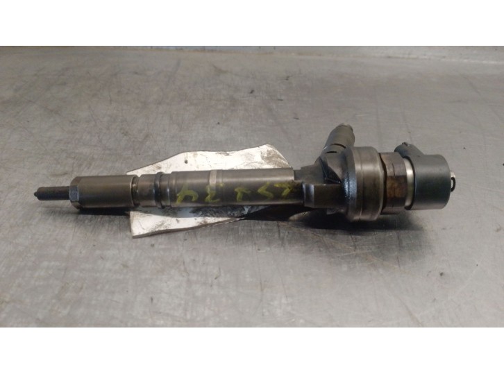Recambio de inyector para opel astra h (a04) 1.7 cdti (l48) referencia OEM IAM 0445110175 0445110175