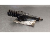 Recambio de inyector para volkswagen golf v (1k1) 1.9 tdi referencia OEM IAM 038130073BN 0414720313