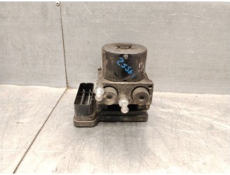 Replacement ABS unit for Chrysler Voyager IV (RG, RS) 2.5 CRD OEM IAM reference P04721522AD 5142246AA 25021200984