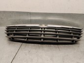 Replacement front grille for Chrysler Voyager IV (RG, RS) 2.5 CRD OEM IAM reference 04857960AA 4857958AA 