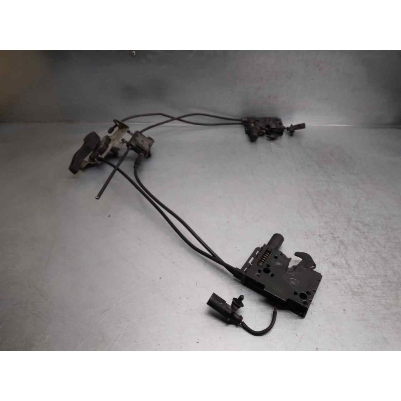 Recambio de cerradura capot para skoda superb (3v3) 2.0 tdi referencia OEM IAM 3V0823509B  