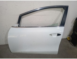 Replacement left front door for Kia Cee'd (JD) 1.6 CRDi 128 OEM IAM reference 76003A2000 76003A2000