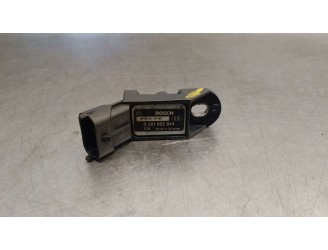 Recambio de sensor para opel corsa d (s07) 1.3 cdti (l08, l68) referencia OEM IAM 5851353 5851353 0281002844