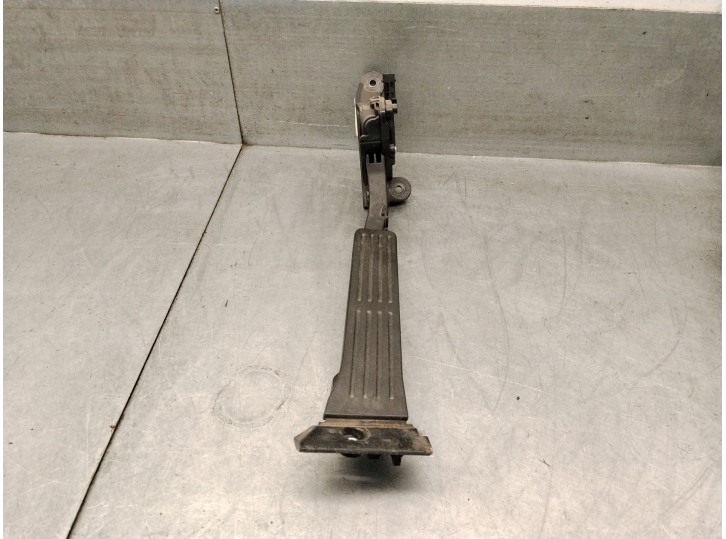 Recambio de potenciometro pedal para kia cee´d (jd) 1.6 crdi 128 referencia OEM IAM 32700A6100 32700A6100 