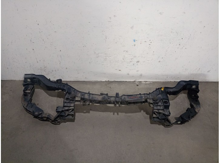 Recambio de panel frontal para ford focus iii 1.6 tdci referencia OEM IAM 1845674 1845674 