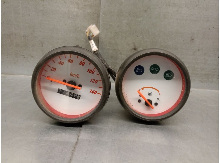 Recambio de cuadro instrumentos para tgb express express 150 referencia OEM IAM 22438 22438 