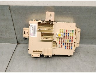 Replacement relay / fuse box for Kia Cee'd (JD) 1.6 CRDi 128 OEM IAM reference 91950A2030 