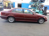 bmw 5 (e39) del año 2000