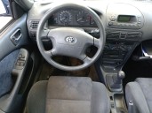 toyota corolla compact (_e11_) del año 2001