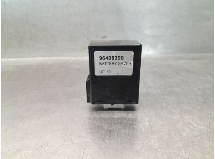 Recambio de modulo electronico para chevrolet aveo / kalos hatchback (t200) 1.4 16v referencia OEM IAM 96408390 