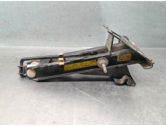 Recambio de gato para ford fiesta iii (gfj) 1.1 referencia OEM IAM 93FB17080AA 7083596