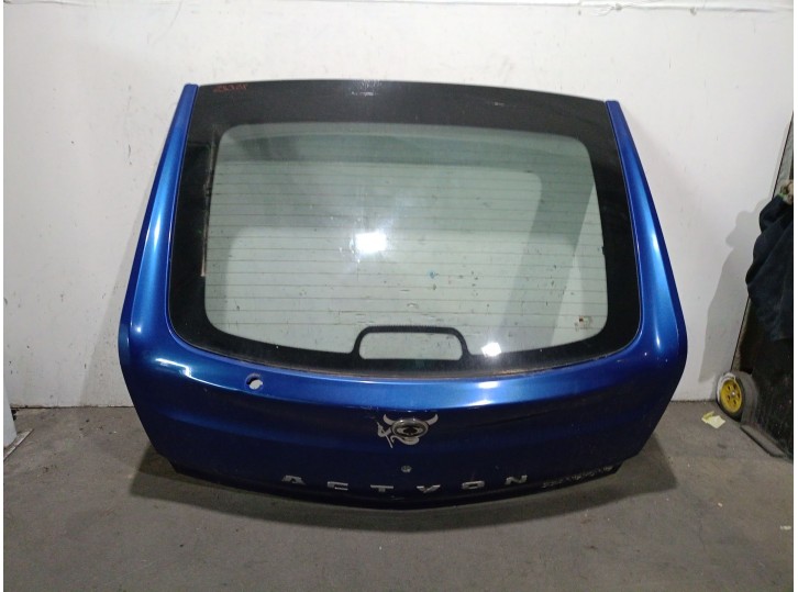 Recambio de porton trasero para ssangyong actyon i 2.0 xdi referencia OEM IAM D20DT 