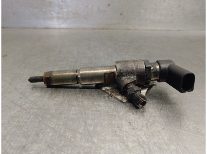 Recambio de inyector para ford fiesta v (jh_, jd_) 1.4 tdci referencia OEM IAM 9655304880 